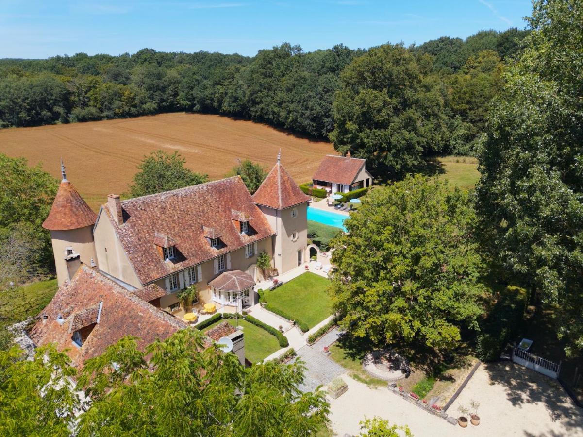 Le Petit Chateau De Sainte Colombe Bouges-le-Chateau Exterior photo
