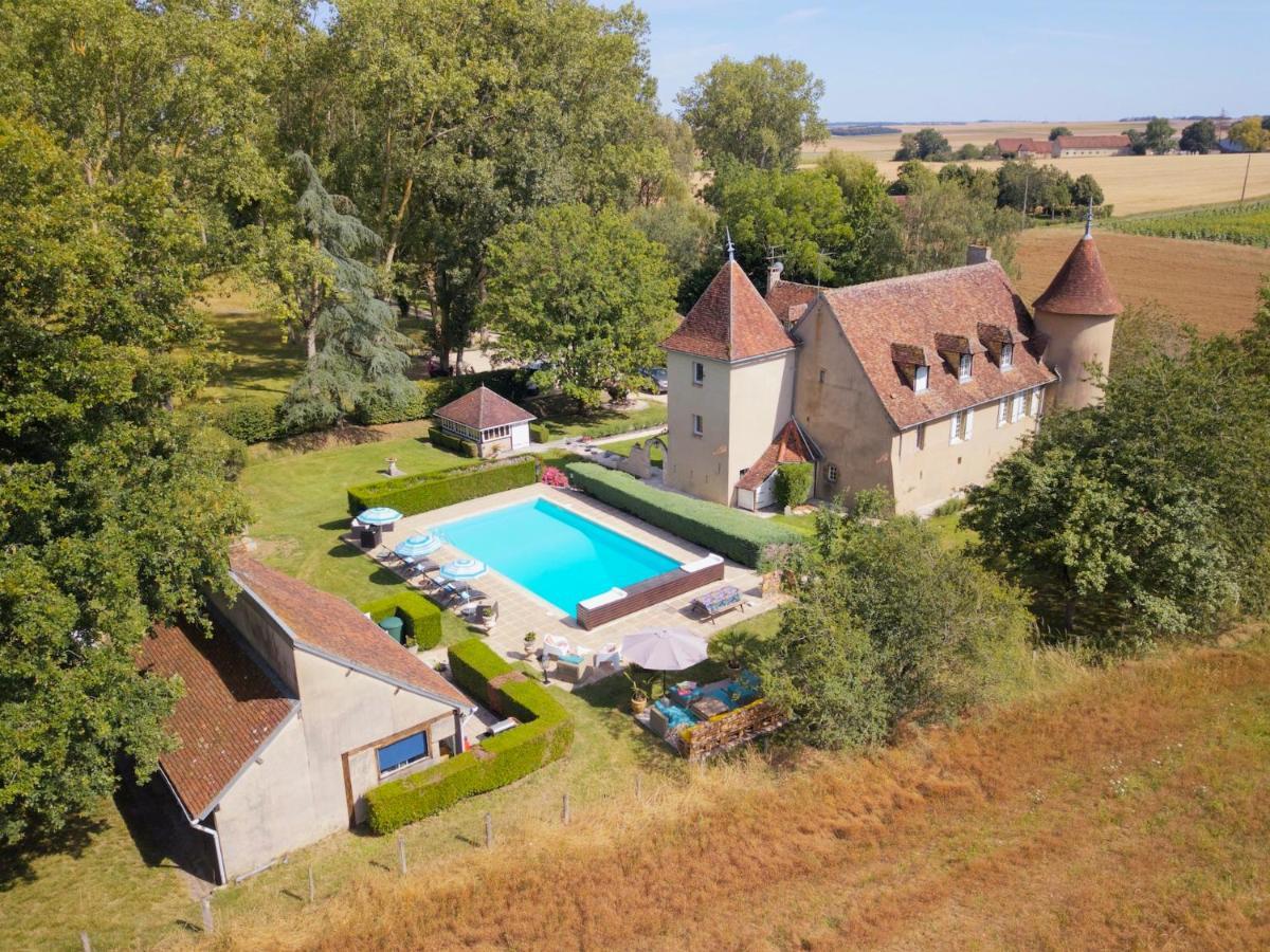 Le Petit Chateau De Sainte Colombe Bouges-le-Chateau Exterior photo
